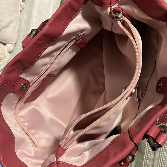 Coach purse with removable shoulder straps - Picture 3 of 3